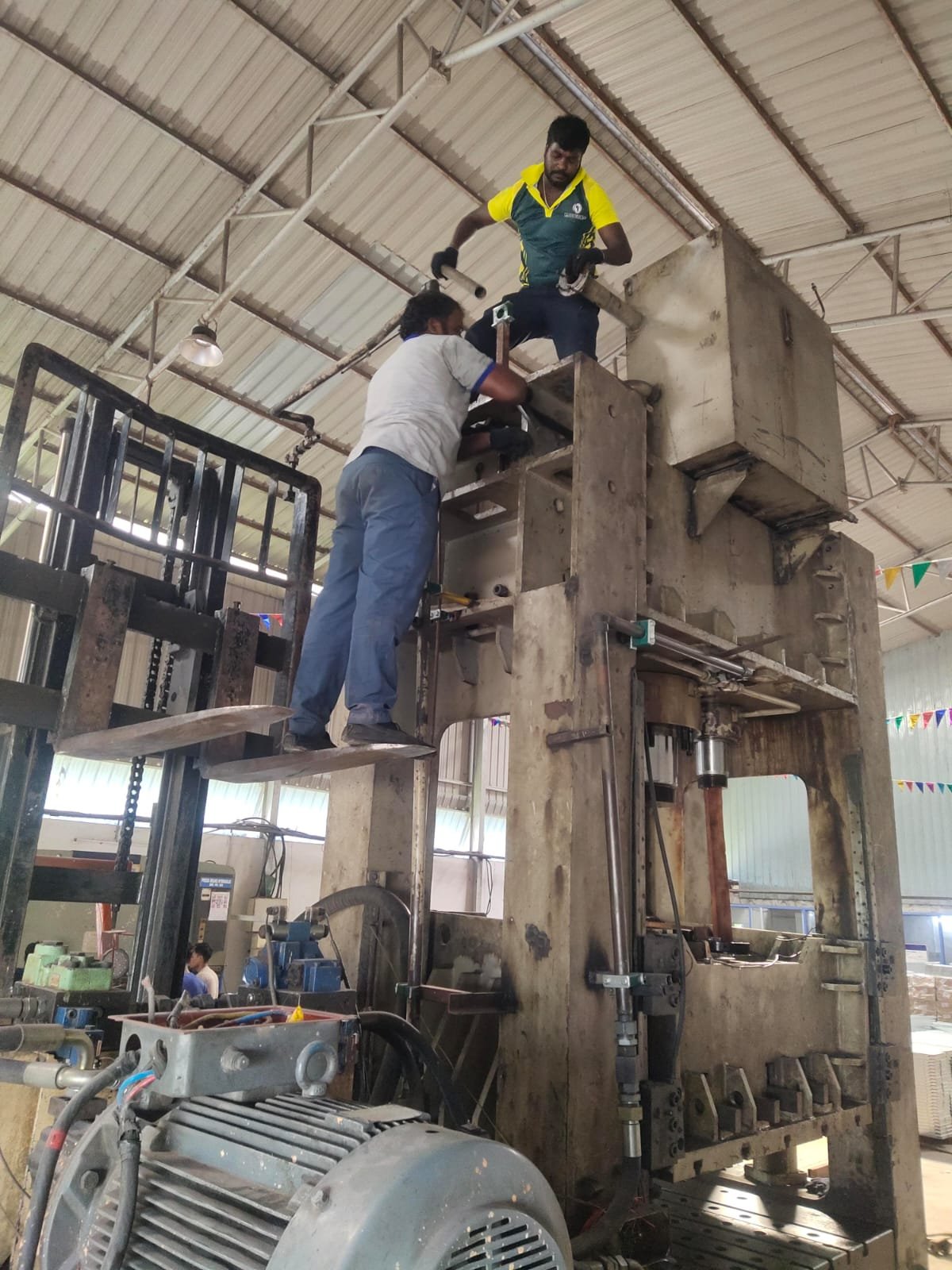 Hydraulic Press Service in Chennai,Mechanical Press Service in Chennai